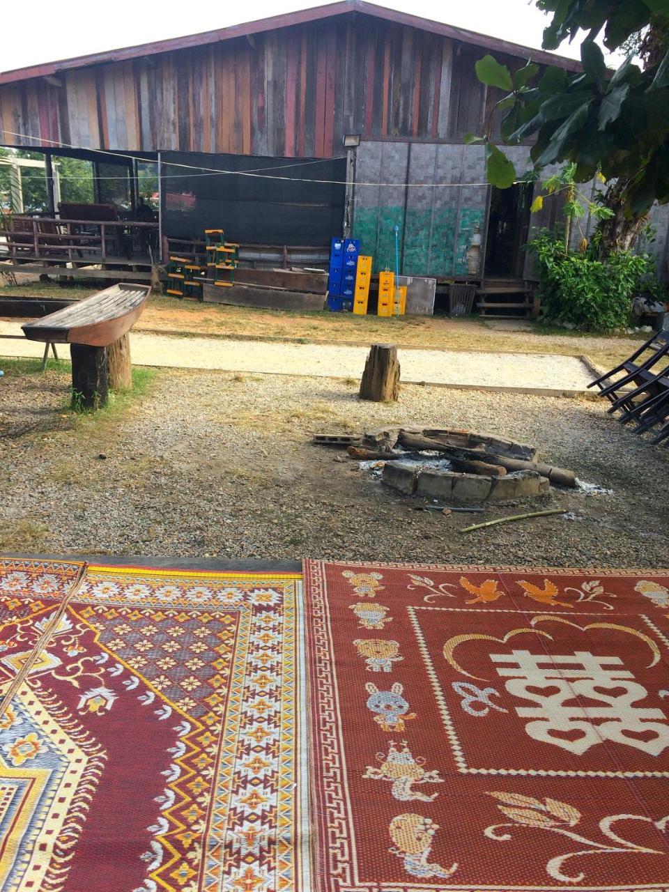 Sabaidee Guesthouse & Restaurant Nam Theun Exterior foto
